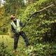 Кущоріз акумуляторний безщітковий з розбірною штангою DeWALT, 18 В, 5 Аг, довжина ножа 55 см, діаметр гілок 25 мм, 1 акумулятор і - зображення 8