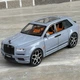 Коллекционная машинка Rolls-Royce Cullinan 1:24 из металла звук подсветки фар инерционный механизм открывающаяся дверь - изображение 1