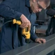 Дриль мережевий DeWALT, безударний, 701 Вт, 10.9 Нм, 0-2500 об/хв, патрон 10 мм швидкозатискний, кількість швидкостей - 1, вага - изображение 3