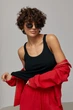 Однотонна трикотажна майка в рубчик - чорний цвет, ONE SIZE - изображение 5