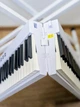 Белое портативное цифровое пианино 88 клавиш (пианино, стойка, педаль, чехол, пюпитр) - изображение 3