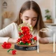 Конструктор Red Roses Серія Flower Flask Червоні троянди під куполом 574 деталі - зображення 4