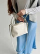 Кросс-боди с короткими ручками плетеная кожа ARTiS Bags 1669 4812-5112 Бежевая - изображение 1