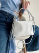 Небольшая сумка с ручками плетеная кожа ARTiS Bags 1669 4811-5113 Белая - изображение 1