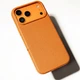 Etui plecki Etteri Elegant Mag Case do Samsung Galaxy S25 Orange (GSM274600) - obraz 5