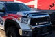 Дефлектор капота мухобійка Toyota Tundra клеючий 14-21 чорний AVS Тойота Тундра WT0040050 - зображення 4