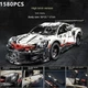Конструктор Porsche Порше 911 GT3 RS з двигуном і пультом дистанційного керування 1580 дит Різнокольоровий (28577) - зображення 2