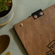 Планшет для меню Inko Horeca A5 из утолщённой и лакированной фанеры ПП12А5 Орех - изображение 7