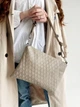 Сумка средняя чер плечо стеганая кожа ARTiS Bags 1821 4825-140 Темно-бежевая - изображение 1