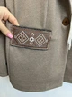 Женский трикотажный жакет с вышивкой и кистями Дуэт Modna KAZKA MKSH2855 - 50/52, Бежевий - изображение 5