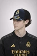 Молодежная кепка с сеткой Реал Мадрид (Real Madrid) One-size Темно-синий - изображение 1