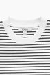Футболка жіноча COS clean cut regular t-shirt 0960679006 XS Біло-чорний - изображение 5