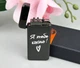 USB зажигалка на зарядке и Газовая с персональной гравировкой, Черная металлическая юсб с текстом подарок 33703B-3 (57) - изображение 11