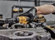 Гайковерт угловой DeWALT DCF512N - изображение 7