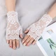 Мереживні мітенки з візерунком троянди вечірній аксесуар короткі Honey Fashion Accessories S/M/L білий (7-77) - зображення 1