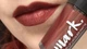 Жидкая матовая помада для губ Avon Mark «Матовая одержимость» Оттенок: «Mystique/ Мистический бордовый» 7 мл Liquid Lip Lacquer Matte - изображение 2