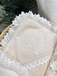 Утеплённая крыжма для девочки Family Tradition велюровая махра плюш с вышивкой и кружевом 100х100 см светло-бежевая Восточная сказка - изображение 2