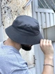 Панама унисекс Intruder Bunny/Банни двусторонняя базовая с принтом летняя повседневная серая one size - изображение 3