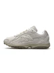 Жіночі кросівки New Balance 204L Beige 41 - изображение 1
