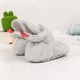 М'які пінетки "Cozies" для малюків з липучкою та протиковзкою підошвою (довжина устілки 12 см) (6-12 місяців) сірий (KS1063) - зображення 3