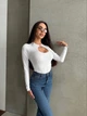 Жіночий лонгслів з вирізом крапля Uaclothes 48-52 Молочний (like37355-177871361) - зображення 3