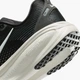 Жіночі кросівки для бігу Nike W Vomero 18 HM6804-005 38 (7US) Чорні (197863393919) - зображення 8