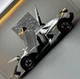 Коллекционная металлическая модель автомобиля Lamborghini Revuelto инерционная со светом, звуком и паром, хром 1:24 - изображение 7