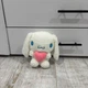 Мягкая плюшевая игрушка Cinnamoroll (Синнаморолл) Sanrio "Colorful Heart Series" с розовым сердцем 22 см - изображение 2