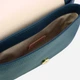 Сумка кросс-боди через плечо женская из натуральной кожи маленькая Coccinelle E5S00550201-B27 Синяя (800070354230) - изображение 4