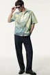 Сорочка чоловіча COS oversized printed short-sleeved shirt 1220858001 M Різнобарвний - изображение 4