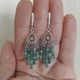 Сережки Hand Made снатуральнымизумрудом в разных оттенках спокойного зеленого цвета - изображение 2
