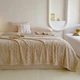 Плед мягкий на диван и кровать Honey Soft LUX 200х230см (Евро), теплый фактурный плед-покрывало Бежевый - изображение 2