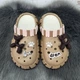 Кроксы детские для девочки Gipanis кофейные с джибитсами 30р (19,5 см) 7180-2 - изображение 1