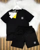 Дитячий літній костюм Stone Island (футболка + шорти) для хлопчика 122-128 см черний - зображення 1