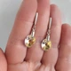 Набір прикрас Hand Made із кристалами-хамелеонами Swarovski кольору Crystal AB - зображення 3