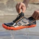 Обувь для пляжа и кораллов аквашузы Diving shoes черные c оранжевым на шнурках 39 ( 25,2 см ) 323 - изображение 4
