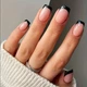 Гелевые типсы для наращивания с французским маникюром Soft Gel глянцевые квадрат S 150 шт натурально-бежевый с черной линией френча (0413) - изображение 3