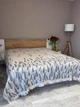 Муслиновое покрывало с бахромой Malloory Home 150*200 Лаванда на бежевом - изображение 7