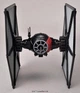 Збірна модель 1:72 Винищувач спецназу Першого Ордена Star Wars Зоряні війни Bandai Revell 01217 - зображення 6