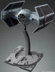 Збірна модель 1:72 винищувач Дарта Вейдера Star Wars Зоряні війни Bandai TIE Revell 01214 - зображення 10