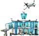 Конструктор LEGO City Аеропорт із літаком 887 деталей (60502) - зображення 4