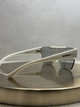 Солнцезащитные очки Burberry BE4291 300787 White/Grey - изображение 3