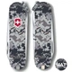 Складаний ніж 58 мм Victorinox CLASSIC SD ARMY Піксель синій з червоним Логотипом 0.6223.3.W3943pw - зображення 5