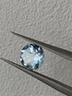 Натуральный голубой топаз 6.5 мм 1.3 ct огранка круг - изображение 2