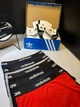 Чоловічі труси боксери з принтом Adidas Різні Кольори набір 5 шт. L та 12 пар шкарпеток Adidas 6 чорні 6 білі розмір 41-45 - зображення 4