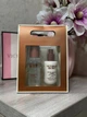 Подарунковий набір Victoria's Secret (спрей 88 мл. та лосьйон 88 мл.) Spiced Vanilla Creme Body Mist & Lotion Gift Set - изображение 3