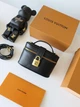 Сумка жіноча Louis Vuitton Low Key Vanity Pouch Monogram чорна (040) - зображення 1