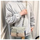 Сумка через плечо Patagonia Мессенджер Серая с патчем 27×18 см - изображение 4