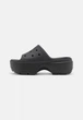 Жіночі шльопанці Платформа Чорні Crocs Stomp Slide Black (40-41, чорний) - зображення 7