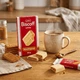 Шоколад Lotus Biscoff White Chocolate with Biscoff Spread 180г - зображення 4